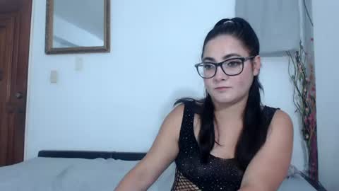 Snapshot of alina_seduction chatting on June 20, 2026, 9:50 pm Alina online show from June 20, 2026, 9:50 pm