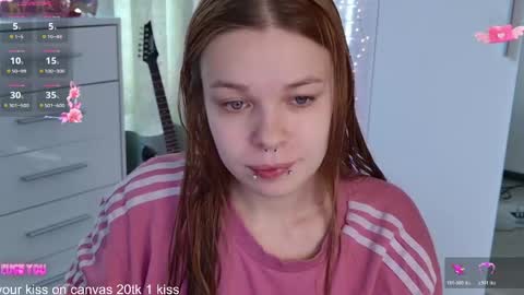 Snapshot of alinabae chatting on April 29, 2026, 6:17 am Alina and Ben online show from April 29, 2026, 6:17 am