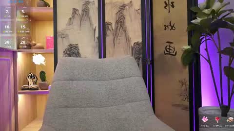 Alina Bennet online show from July 28, 2026, 11:39 am