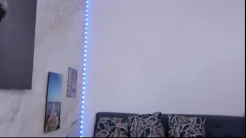 Snapshot of alinabozz1 chatting on June 25, 2026, 7:51 pm alinabozz1 online show from June 25, 2026, 7:51 pm