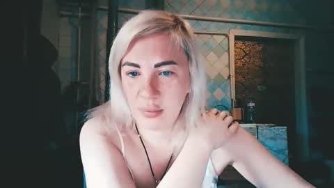 Alina online show from April 28, 2026, 4:06 am