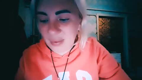 Snapshot of alinafrey_ chatting on May 31, 2026, 1:07 pm Alina online show from May 31, 2026, 1:07 pm