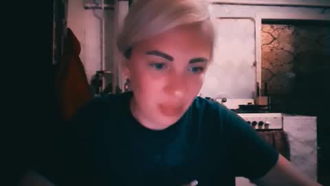 Snapshot of alinafrey_ chatting on June 6, 2026, 6:12 pm Alina online show from June 6, 2026, 6:12 pm
