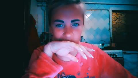 Snapshot of alinafrey_ chatting on June 18, 2026, 6:01 pm Alina online show from June 18, 2026, 6:01 pm