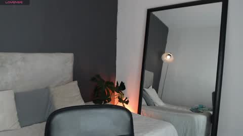 Snapshot of alinakiss_ chatting on June 7, 2026, 9:29 pm lili online show from June 7, 2026, 9:29 pm