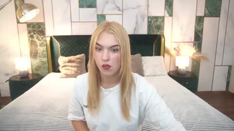 Alina online show from July 26, 2026, 12:23 pm