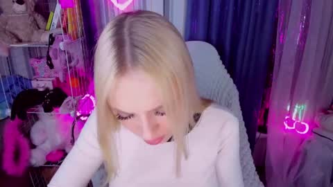 alinaocean online show from April 15, 2026, 3:52 pm