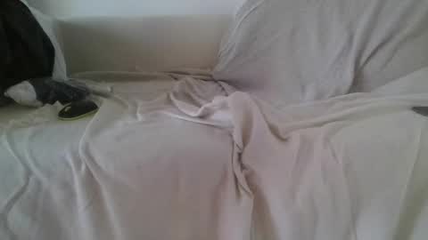 Snapshot of alinatsgirl chatting on December 7, 2024, 1:14 am Alina online show from December 7, 2024, 1:14 am