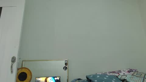 Snapshot of alinawoolf_ chatting on May 12, 2026, 8:39 pm Ali online show from May 12, 2026, 8:39 pm