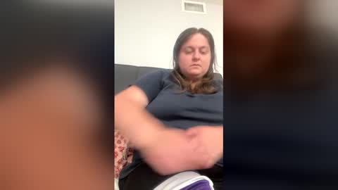 alindbeck online show from April 19, 2026, 9:28 pm