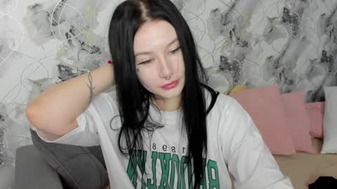 Aline Greeeen online show from February 3, 2025, 9:30 am