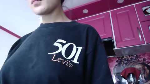 Snapshot of alipetite_ chatting on May 31, 2026, 9:49 pm alipetite online show from May 31, 2026, 9:49 pm