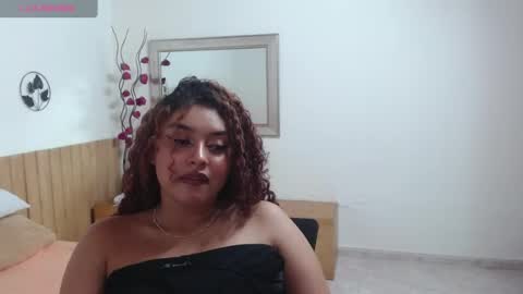 alis_montiel online show from June 11, 2026, 4:54 am