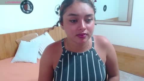 alis_montiel online show from June 17, 2026, 4:59 am