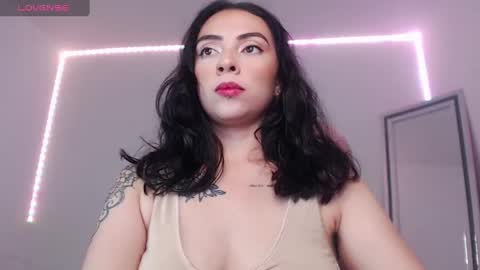 Snapshot of alisa__cain chatting on March 2, 2025, 5:44 am Alejandra online show from March 2, 2025, 5:44 am