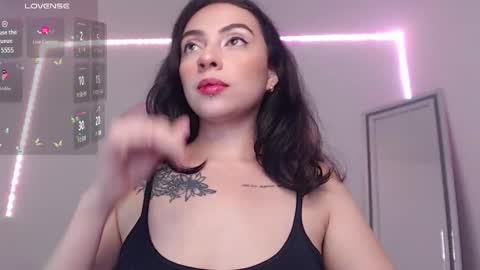 Snapshot of alisa__cain chatting on March 4, 2025, 3:55 am Alejandra online show from March 4, 2025, 3:55 am