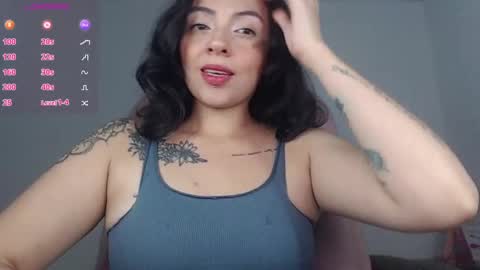 Snapshot of alisa__cain chatting on October 8, 2025, 7:39 am Alejandra online show from October 8, 2025, 7:39 am