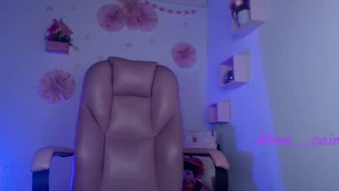 Alejandra online show from May 16, 2026, 7:27 am