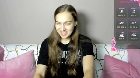 alisa__kelly online show from September 14, 2025, 1:05 am