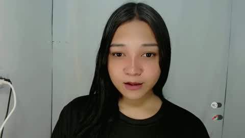 Shanti xhey online show from May 25, 2026, 1:28 pm