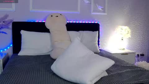 Snapshot of alisa_tiny chatting on May 15, 2026, 1:51 pm Stefa online show from May 15, 2026, 1:51 pm