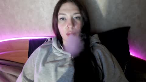 alisaadoll online show from June 1, 2026, 2:08 pm