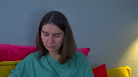 Alisa online show from June 18, 2026, 6:57 am