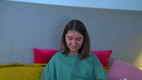 Alisa online show from June 18, 2026, 9:36 am