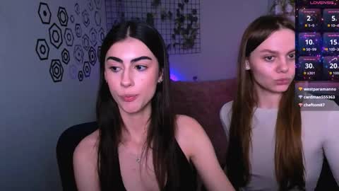 Alisa online show from October 18, 2025, 1:01 pm