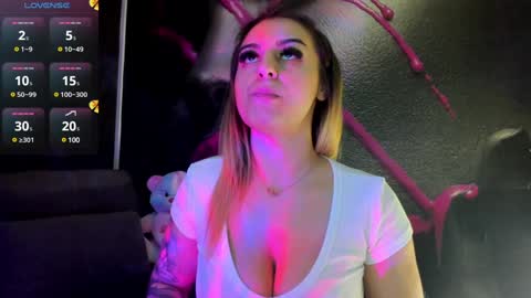 Alisa online show from January 11, 2025, 7:05 pm