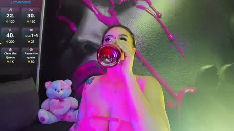 Alisa online show from January 18, 2025, 7:04 pm