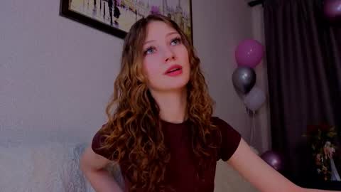 Snapshot of alisavine chatting on April 23, 2026, 7:05 pm Alisa online show from April 23, 2026, 7:05 pm