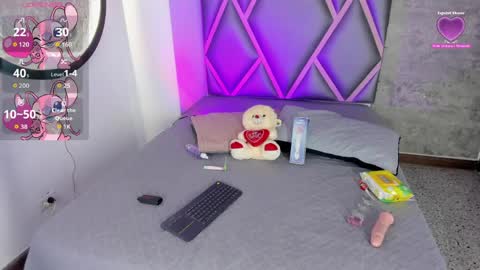 Snapshot of alise_mason chatting on April 24, 2026, 7:11 am alise_mason online show from April 24, 2026, 7:11 am