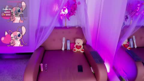 Snapshot of alise_mason chatting on May 7, 2026, 5:46 am alise_mason online show from May 7, 2026, 5:46 am
