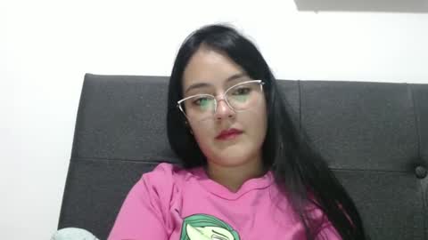 alisha_9997 online show from September 17, 2025, 11:50 pm