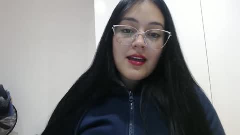 alisha_9997 online show from November 20, 2025, 7:02 pm