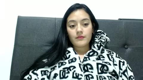 Snapshot of alisha_9997 chatting on June 19, 2026, 3:00 am alisha_9997 online show from June 19, 2026, 3:00 am