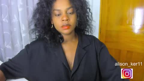 Snapshot of alison_ker chatting on June 3, 2026, 6:49 am Sofias house online show from June 3, 2026, 6:49 am