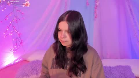 Snapshot of alissa_cute1 chatting on July 1, 2026, 2:46 am Mia online show from July 1, 2026, 2:46 am