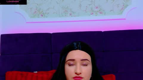 AlissaDrake online show from November 18, 2025, 5:12 am