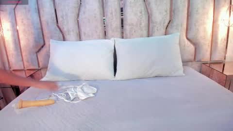 Snapshot of alisse_myers chatting on May 13, 2026, 3:04 am alisse_myers online show from May 13, 2026, 3:04 am