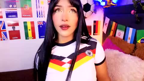 alisse_xx online show from June 16, 2026, 2:25 am