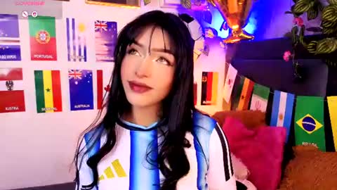 alisse_xx online show from June 19, 2026, 3:22 am