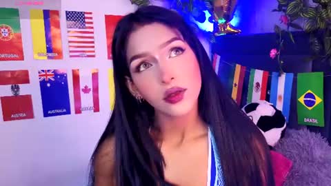 alisse_xx online show from July 16, 2026, 3:45 am