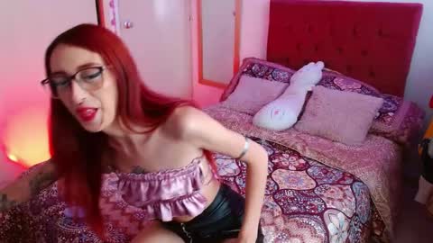 Snapshot of alissesallie_ chatting on April 27, 2026, 7:45 pm alissesallie_ online show from April 27, 2026, 7:45 pm