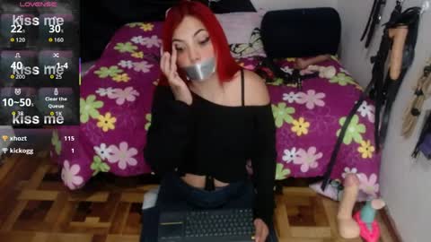 Snapshot of alissia_kent99 chatting on April 1, 2026, 8:39 pm Alissia online show from April 1, 2026, 8:39 pm