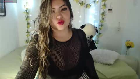 Snapshot of alisson_7 chatting on February 16, 2026, 9:49 am Alisson online show from February 16, 2026, 9:49 am