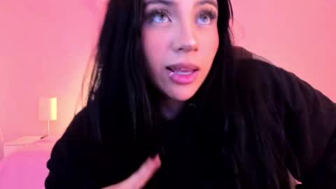 Snapshot of alisson__cortez chatting on February 11, 2026, 12:54 pm alisson__cortez online show from February 11, 2026, 12:54 pm