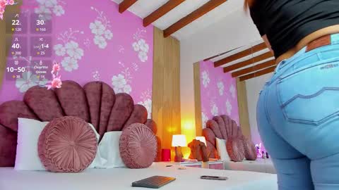 Snapshot of alissonpeach01 chatting on November 24, 2025, 2:06 pm alissonpeach01 online show from November 24, 2025, 2:06 pm