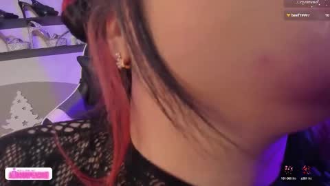 Snapshot of alissonpeach111 chatting on January 2, 2025, 4:41 am Alisson online show from January 2, 2025, 4:41 am